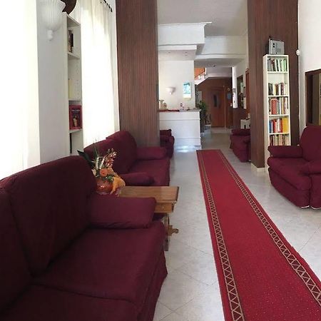 Hotel Eliseo ฟีอุจจี ภายนอก รูปภาพ